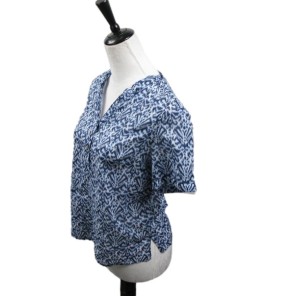 Orvis Blue/White Patterned 100% Cotton Short Sleeve Blouse Size 6 - Picture 2 of 6